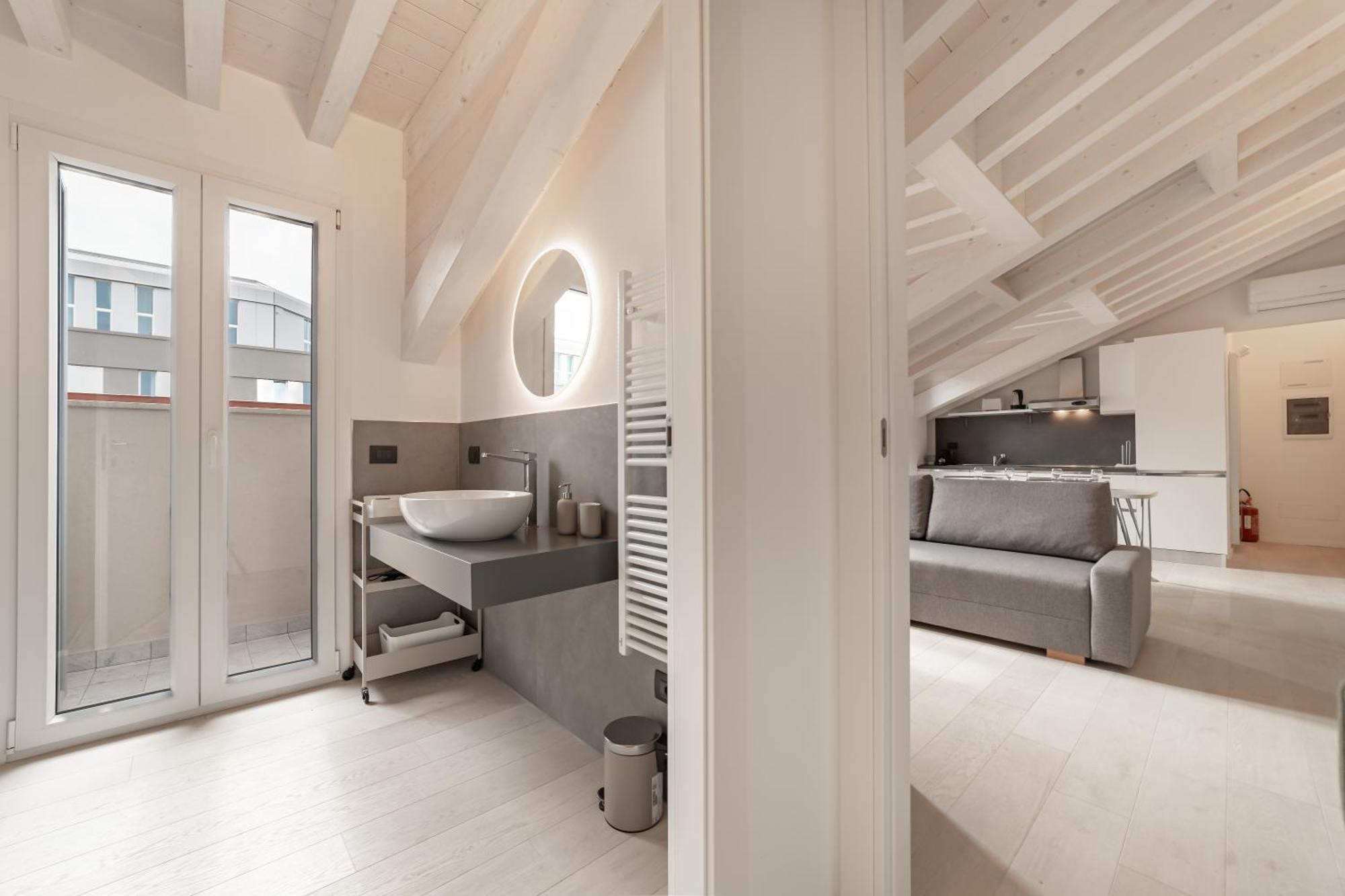10 Min Walk From Prada, Bocconi And Metro * Mailand